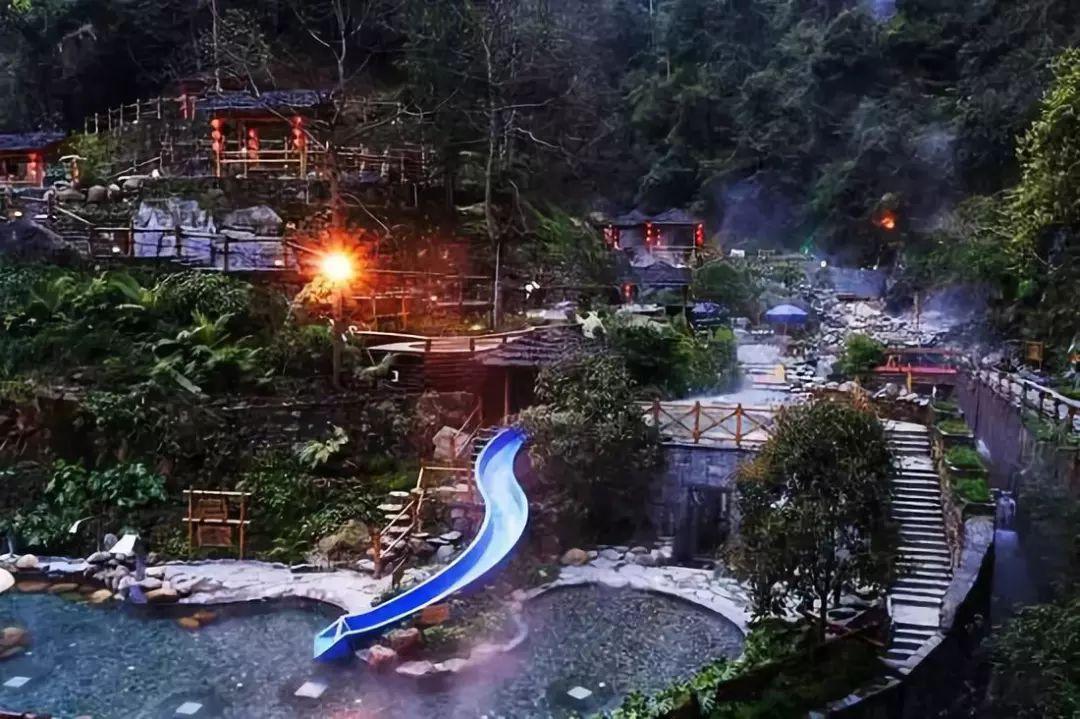 浓情腊八节 温暖社区情